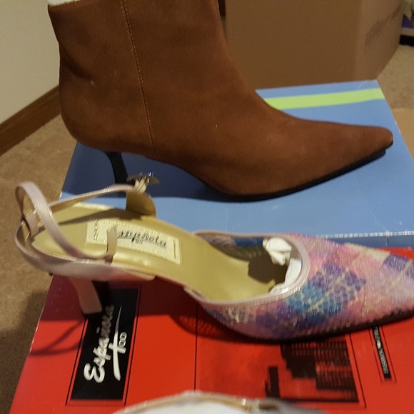 Women's Shoes size 11M - Picture 2 of 4